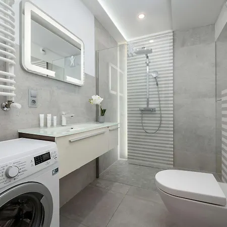 Modern With Parking And River View In By Renters Apartamento *