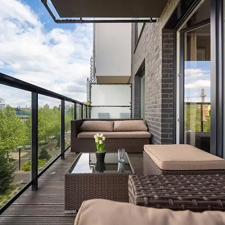 Apartamento Modern With Parking And River View In By Renters